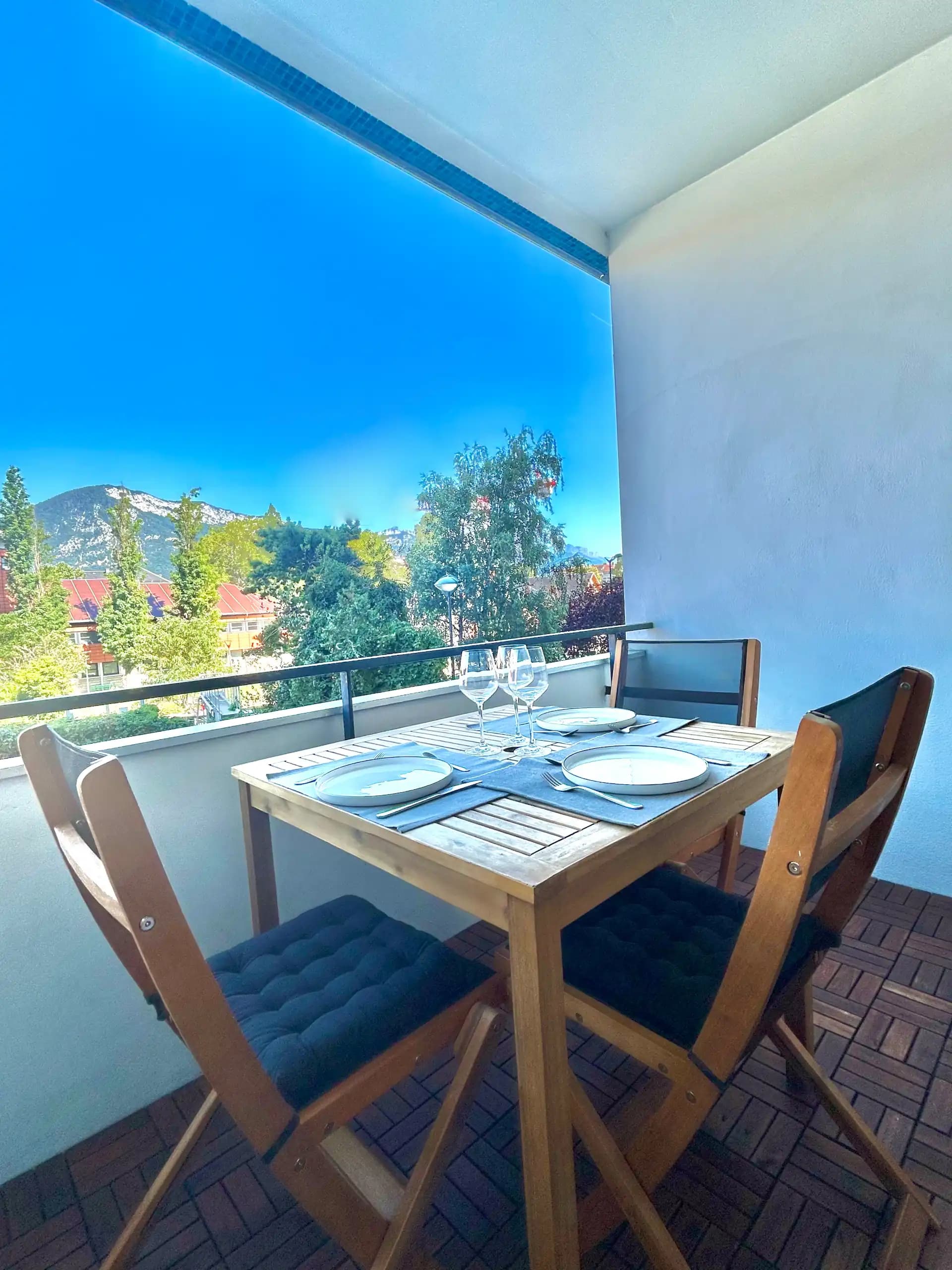 La terrasse de l'appartement le berthollet à annecy