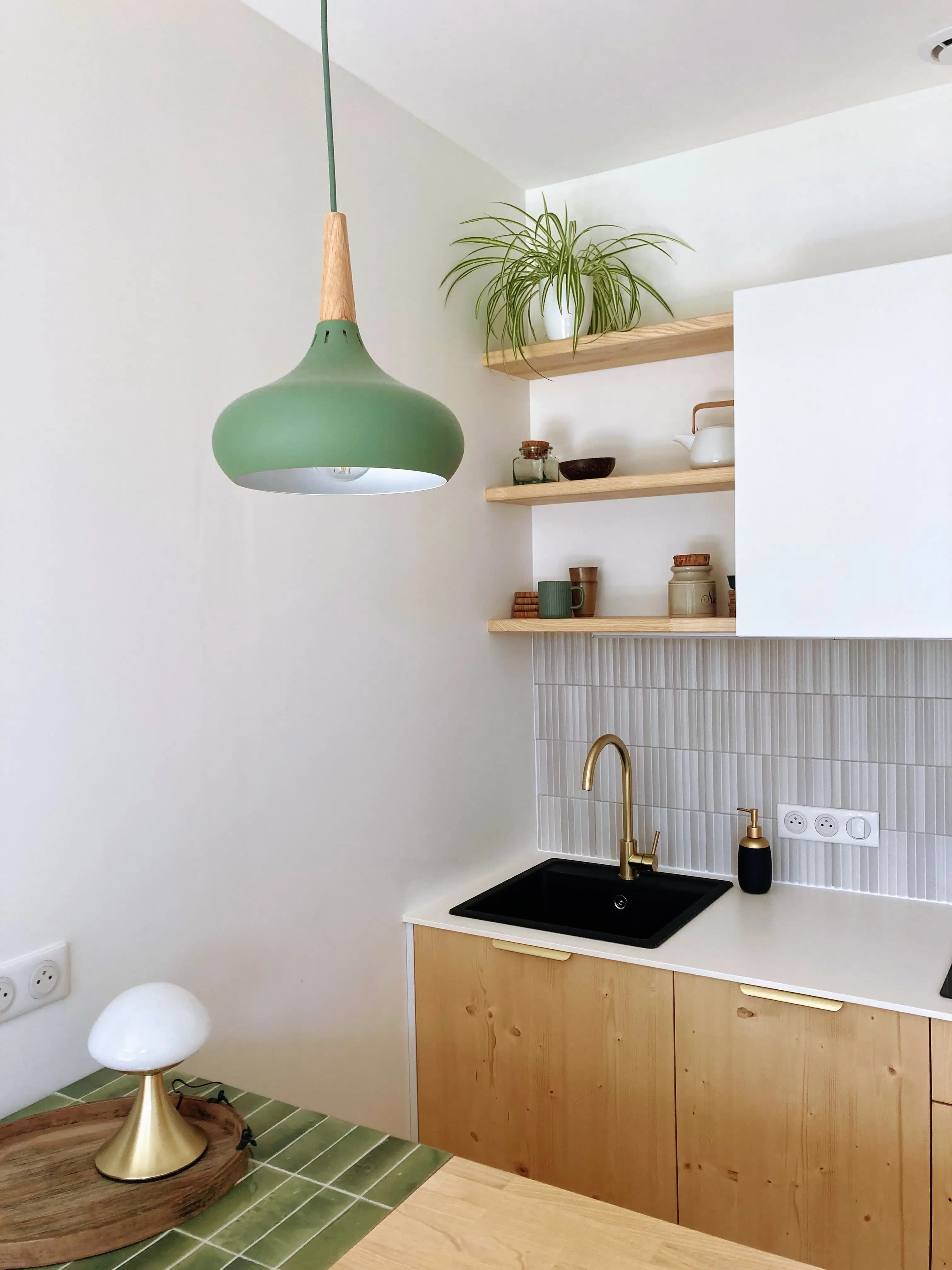 La cuisine de l'appartement le rampignon à Annecy